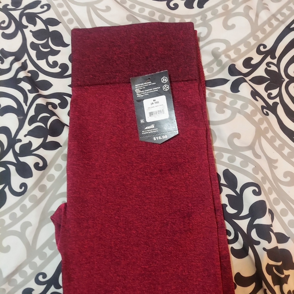 NWT AVIA Athletic Leggings Workout Pants